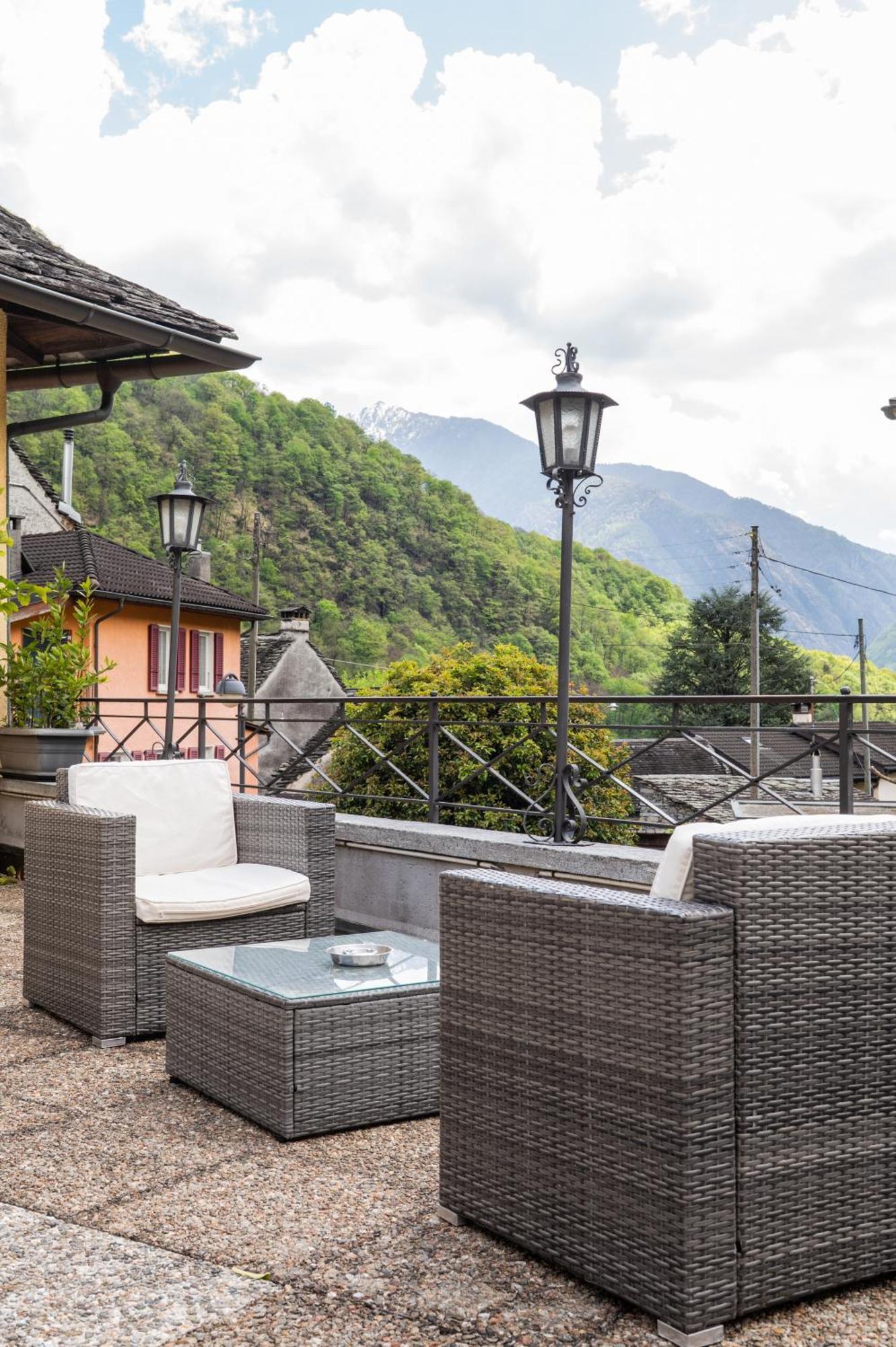 Locanda Poncini Maggia Exteriér fotografie