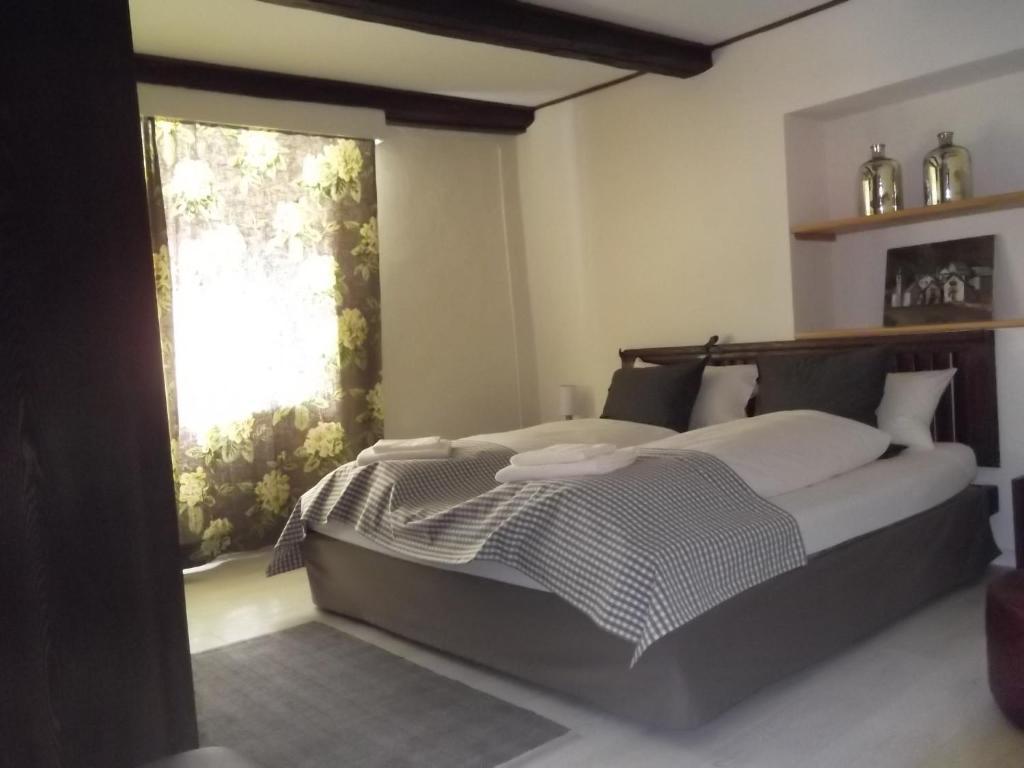 Locanda Poncini Maggia Pokoj fotografie